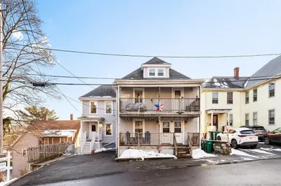 6 Perkins Street 1