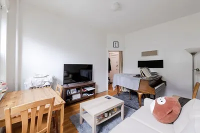 39 Glenville Ave #5