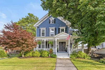 130 Elm Street 1