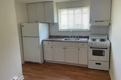 80 Sea St #3