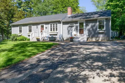 20 Hoyts Ln 1