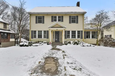 416 Pleasant Street 1
