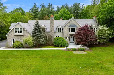 15 Richardson Rd