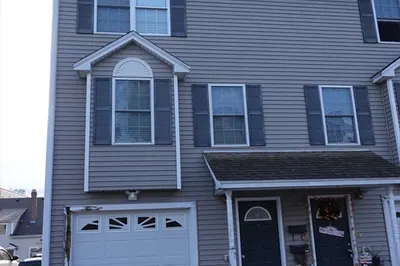56 GArdner Ave #A 1