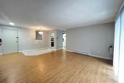 54 Fountain Ln #5 1