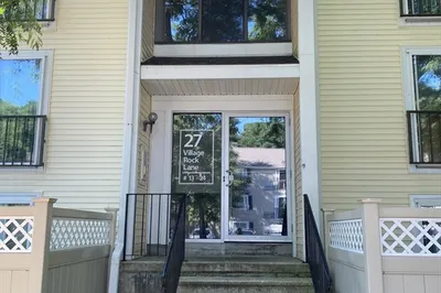 27 Village Rock Lane #19