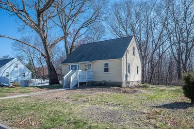 34 Tamar Ave