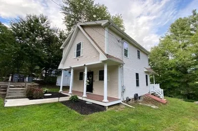 30 Edgell Ave 1