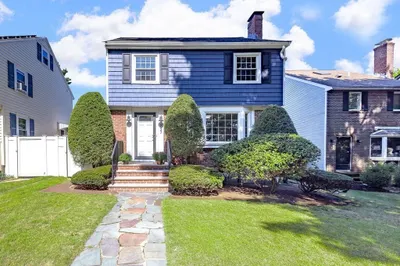 857 Vfw Parkway 1