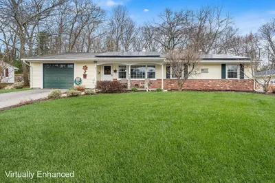 271 Shirley Dr 1