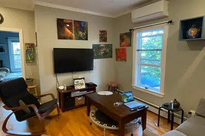 9 Circuit St #1