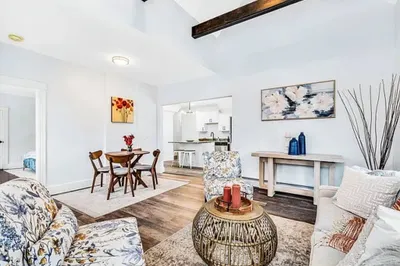 48 Sever St #2 1