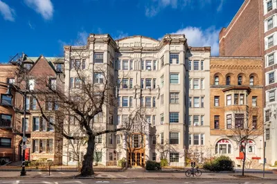 520 Beacon St #4A