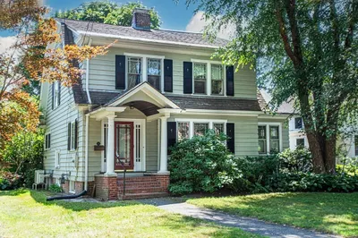 61 Massasoit Street