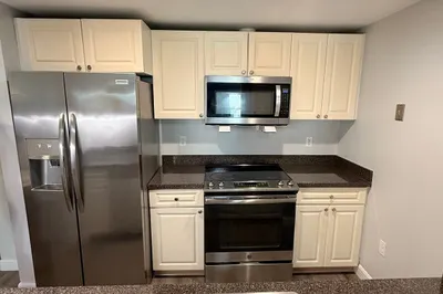 1 Nassau Street #409 1