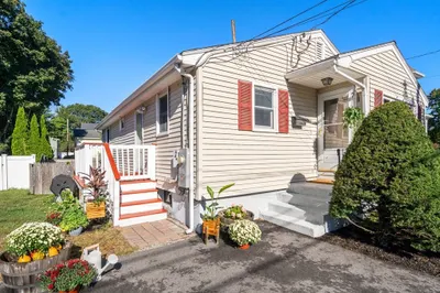 92 Mokema Avenue 1