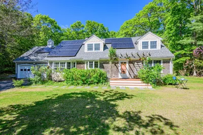27 Two Ponds Road 1