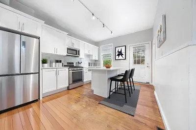 77 Webster St #1
