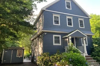 18 Hamblen St 1