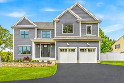 18 Avon Circle 1