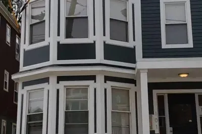 101 Calumet St #2 1