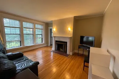 1988 Commonwealth Ave #4