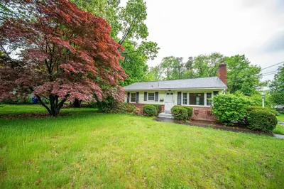 2171 Page Blvd 1