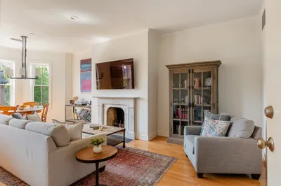 507 Columbus Ave #4 1