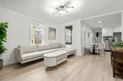 42 White Street #1