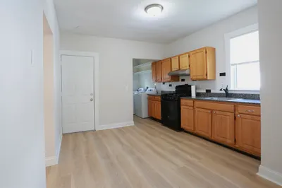 41 Payson Ave #2 1