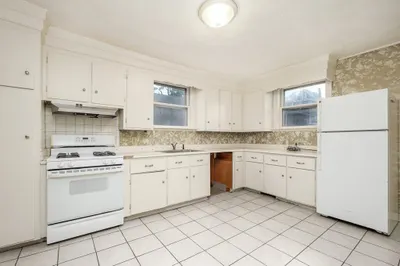 20 Hatch Street #4