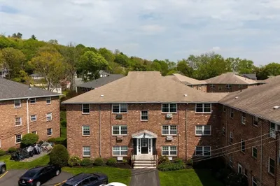 4 Colonial Village Drive #1
