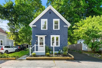 11 Central St