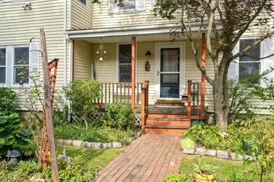 4 Winnemay St #1 1