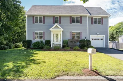 39 Arcola St 1