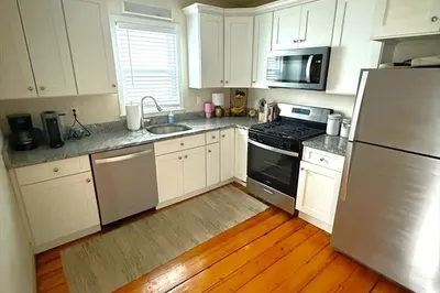 44 Marine Rd #2