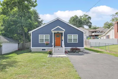 89 Vienna Ave