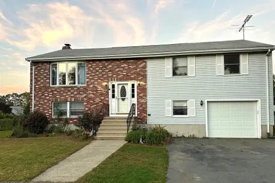 20 Louis Rd