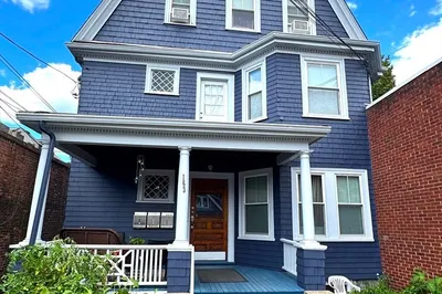 163 Belmont St #3