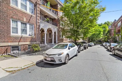 10 Melvin Ave #9 1