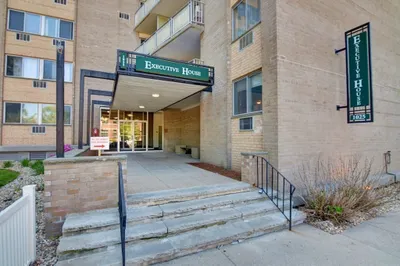 1025 Hancock St #10C 1