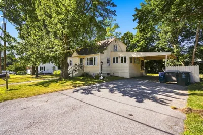 26 Sunset Rd 1