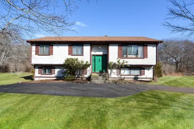 16 Pleasant View Drive 1