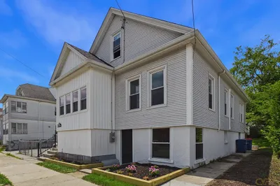 759 Belleville Ave 1