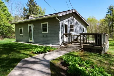 185 Wendell Rd 1