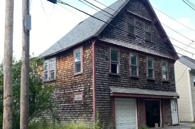 207 South St