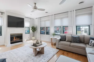 6 Cushing St #1 1