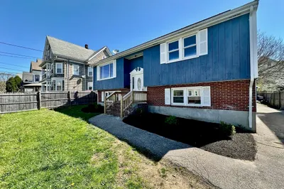 15 Ellis St
