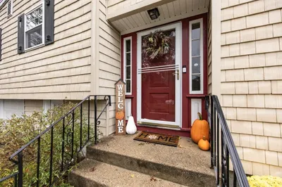 14 Foxhill Rd