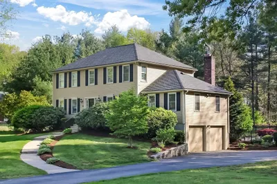 14 Wadsworth Farm Rd 1